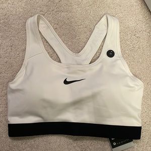 NWT Nike Sports bra